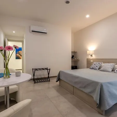 Atteros Πανσιόν Αλγκέρο